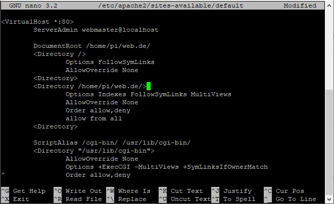 default Datei in /etc/apache2/sites-available/default